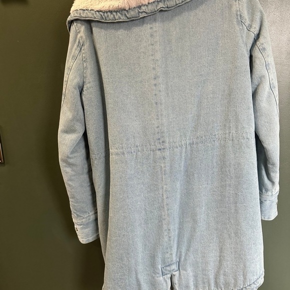 Sherpa Jean Jacket - Picture 3 of 5